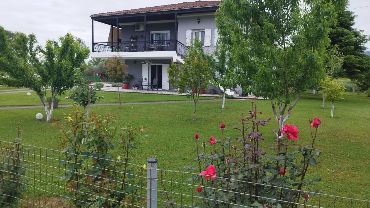 Meteora Countryside Villa Καλαμπάκα Εξωτερικό φωτογραφία